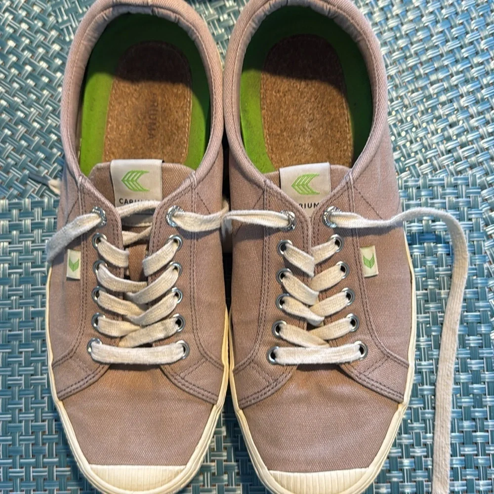 CARIUMA Oca Low Gray Canvas Sneakers - Size 11
